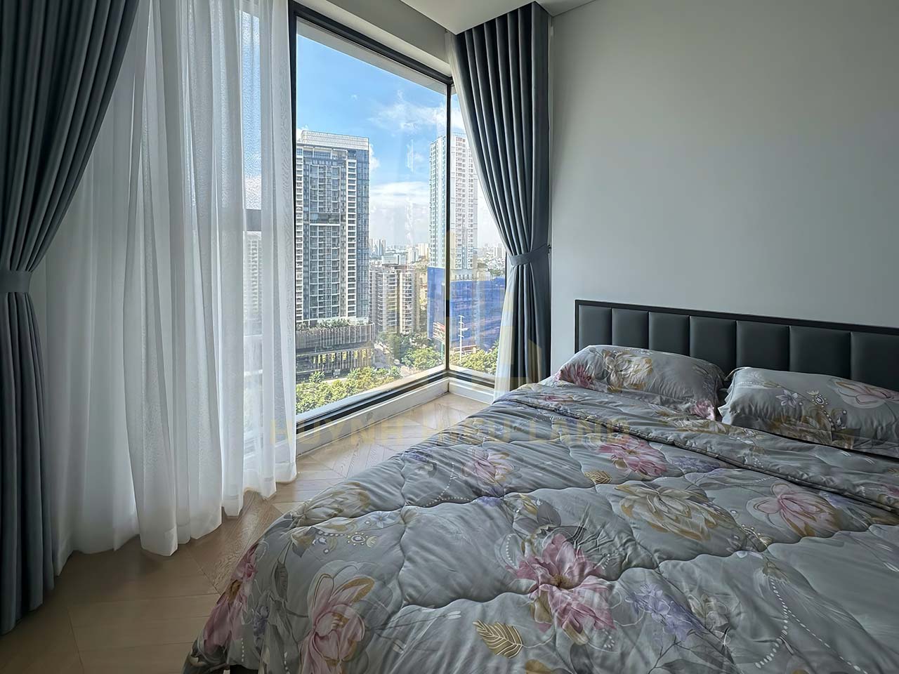 Căn hộ 2 phòng ngủ tòa West Lumiere Riverside Thảo Điền